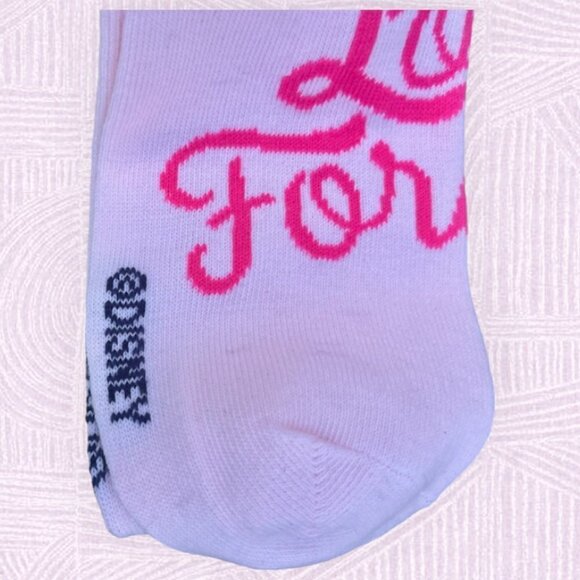 Disney NWOT Minnie Mouse Girl's Socks Love Forever Pink - Picture 5 of 5